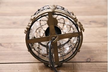ヴィンテージ照明　イギリスビンテージ　真鍮　凝った装飾が華やかな印象を与える吊り下げ照明(天井照明)(R-046115)