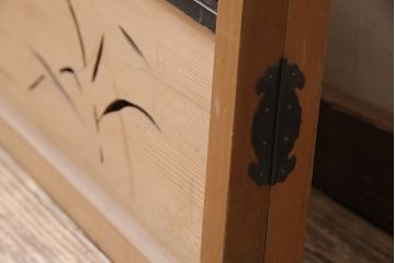 中古　民芸家具　透かし彫りの入った涼しげな花寄せ屏風(つい立て、茶道具、葭屏風)(R-046117)
