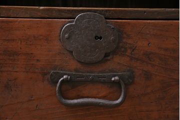 アンティーク家具　明治大正期　引き出し付き　味のある雰囲気が魅力の収納棚(本棚)(R-046119)