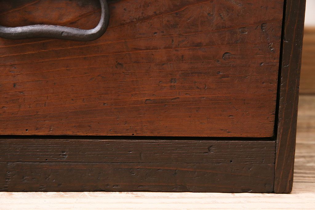 アンティーク家具　明治大正期　引き出し付き　味のある雰囲気が魅力の収納棚(本棚)(R-046119)