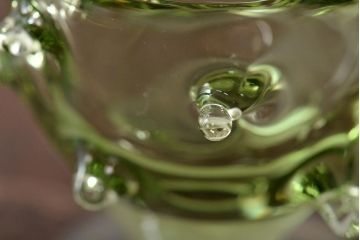 イタリア　ベネチアンガラス　グリーン(緑)　グラス4客セット(コップ、洋食器、ヴェネチアングラス)(R-046120)