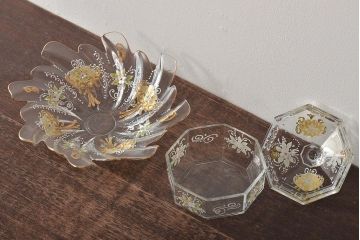 イタリア　ベネチアンガラス　金彩　花の図　小物入れ・お皿　2点セット(変形皿、菓子皿、洋食器、ヴェネチアングラス)(R-046123)