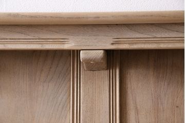 ヴィンテージ家具　イギリスビンテージ　ストリップド(剥離)　ERCOL(アーコール)　Old Colonial(オールドコロニアル)　カップボード(収納棚、食器棚)(R-046143)