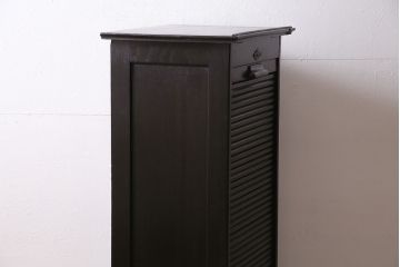 ヴィンテージ家具　イギリスビンテージ　HARRIS LEBUS社　オーク材製　シャッター式のファイリングキャビネット(ミュージックキャビネット、書棚)(R-046145)