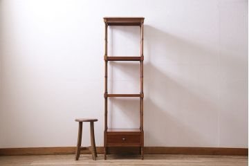 イギリスアンティーク　マホガニー　赤みがかった木肌が美しいシェルフ(棚、飾り棚)(R-046147)