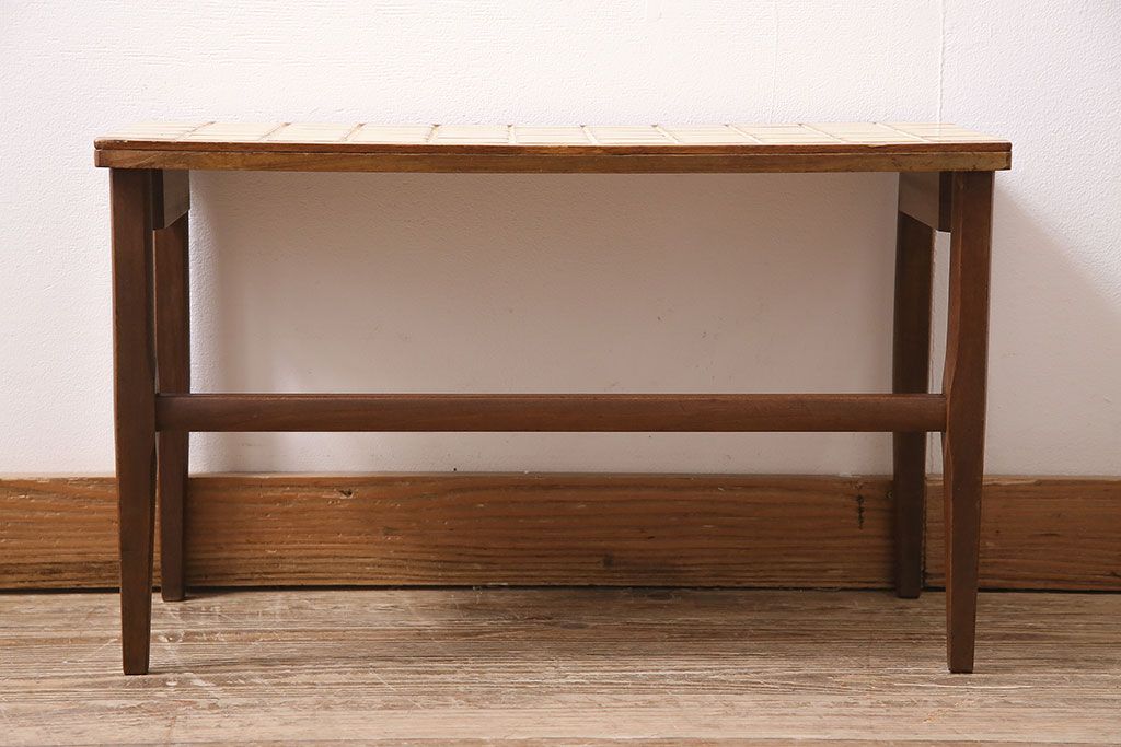 北欧ヴィンテージ　チーク材　レトロなタイルトップのサイドテーブル(テーブル、ビンテージ)(R-046148)