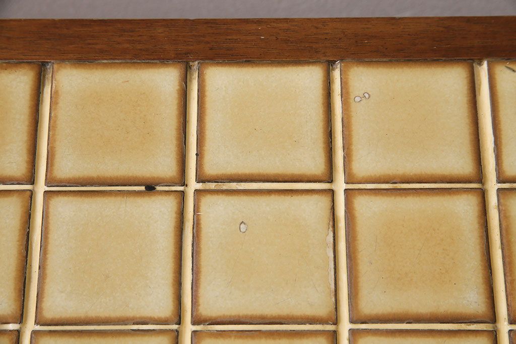 北欧ヴィンテージ　チーク材　レトロなタイルトップのサイドテーブル(テーブル、ビンテージ)(R-046149)