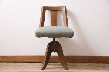 昭和レトロ　ナラ材　やさしい色合いの回転チェア(回転椅子、アームチェア、イス)(R-046155)