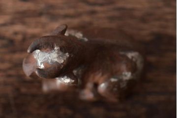 古い　牛の木彫根付(彫刻、在銘、作家物、提げ物)(R-046175)