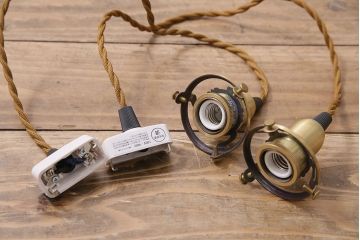 アンティーク照明　戦前　レトロな平笠シェードのペンダントライト2個セット(天井照明、吊り下げ照明、電笠)(R-046179)