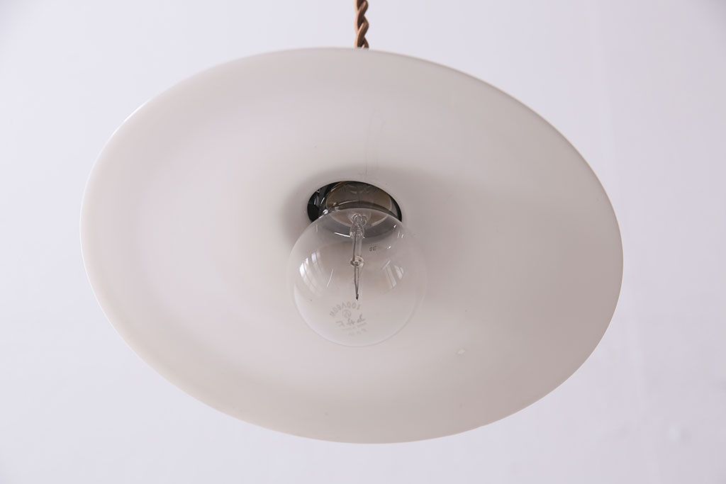 アンティーク照明　戦前　レトロな平笠シェードのペンダントライト2個セット(天井照明、吊り下げ照明、電笠)(R-046182)