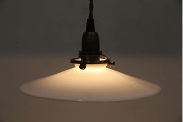 アンティーク照明　戦前　レトロな平笠シェードのペンダントライト2個セット(天井照明、吊り下げ照明、電笠)(R-046183)