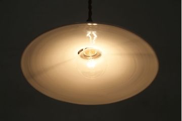 アンティーク照明　戦前　レトロな平笠シェードのペンダントライト2個セット(天井照明、吊り下げ照明、電笠)(R-046184)