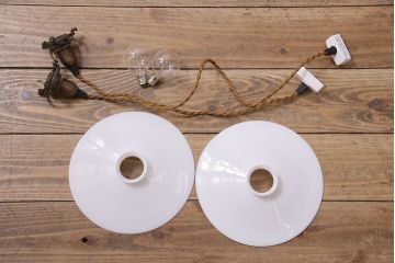 アンティーク照明　戦前　レトロな平笠シェードのペンダントライト2個セット(天井照明、吊り下げ照明、電笠)(R-046184)