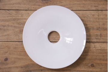 アンティーク照明　昭和レトロ　やわらかな光を放つ平笠シェードの吊り下げ照明(ペンダントライト、天井照明、電笠)(R-046188)