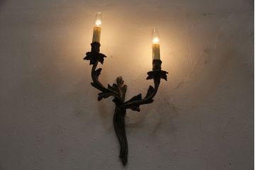 ヴィンテージ照明　フランスビンテージ　大ぶりなルイ15世様式のウォールランプ(壁付け照明、壁掛け照明)(R-046191)