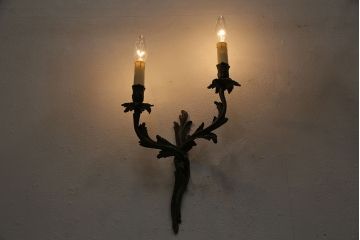 ヴィンテージ照明　フランスビンテージ　大ぶりなルイ15世様式のウォールランプ(壁付け照明、壁掛け照明)(R-046192)