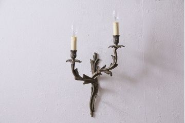 ヴィンテージ照明　フランスビンテージ　大ぶりなルイ15世様式のウォールランプ(壁付け照明、壁掛け照明)(R-046192)