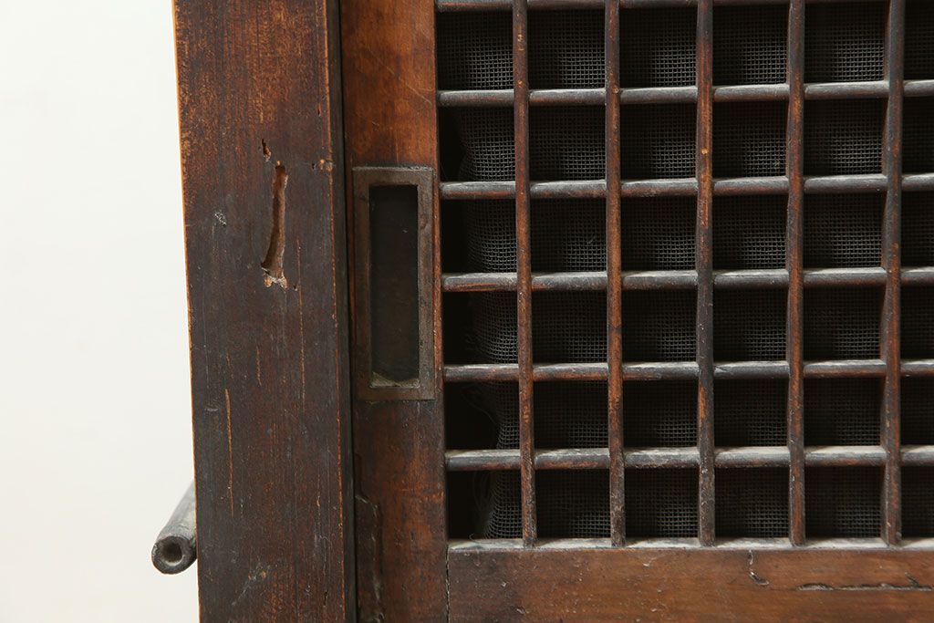 アンティーク家具　明治大正期　和の情緒溢れるデザインの収納箪笥・重ね(キャビネット、水屋箪笥)(R-046234)