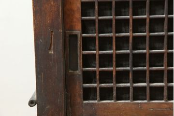 アンティーク家具　明治大正期　和の情緒溢れるデザインの収納箪笥・重ね(キャビネット、水屋箪笥)(R-046234)