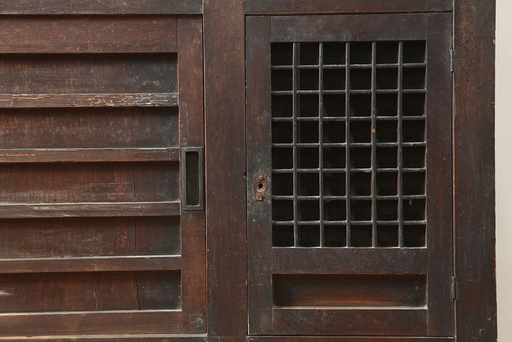 アンティーク家具　明治大正期　和の情緒溢れるデザインの収納箪笥・重ね(キャビネット、水屋箪笥)(R-046234)