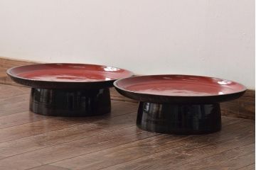 明治大正期　会津漆器　朱赤の漆塗りが美しい高台付き丸盆2点セット(丸膳、漆器)(R-046240)
