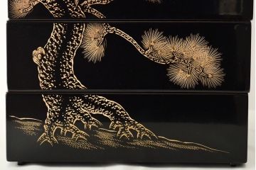輪島塗　五島屋謹製　松に鶴　沈金蒔絵五段重箱(漆器)(R-046243)