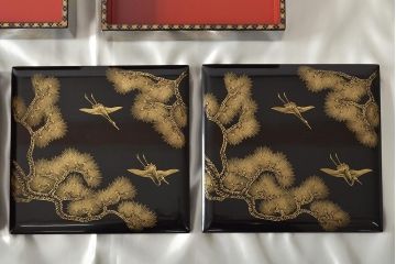 輪島塗　五島屋謹製　松に鶴　沈金蒔絵五段重箱(漆器)(R-046243)