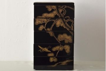 輪島塗　五島屋謹製　松に鶴　沈金蒔絵五段重箱(漆器)(R-046243)