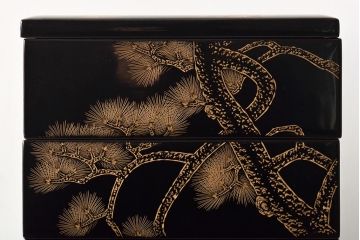 輪島塗　五島屋謹製　松に鶴　沈金蒔絵五段重箱(漆器)(R-046243)