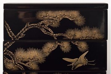 輪島塗　五島屋謹製　松に鶴　沈金蒔絵五段重箱(漆器)(R-046243)