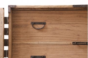 アンティーク家具　明治期　ストリップド(剥離)　総桐材　古い木の杢目が際立つ観音扉の重ね箪笥(タンス、桐箪笥、桐タンス、チェスト、桐たんす)(R-046249)