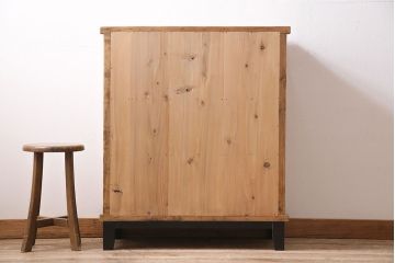 アンティーク家具　ストリップド(剥離)　黒い脚がアクセントのシンプルなオープンラック(棚、シェルフ)(R-046254)