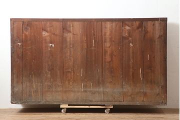アンティーク家具　昭和初期　前面ヒノキ　赤みがかった木肌が美しい戸棚・下段(収納棚、キャビネット)(R-046257)
