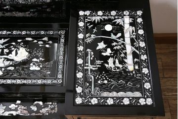 中古　韓国　螺鈿細工　存在感抜群!煌びやかで凝った意匠が目を引く鏡台(ドレッサー)(R-046263)