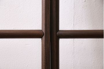ヴィンテージ家具　昭和中期　桑材　フック付き　深みのある色合いが上品な衣桁(着物掛け、ハンガーラック、ビンテージ)(R-046264)