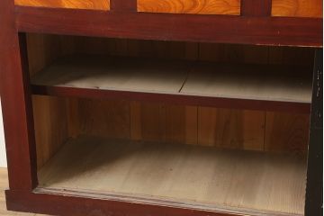 和製アンティーク　昭和初期　純和風のお部屋にぴったりの水屋箪笥・下段(重ね箪笥、収納棚、戸棚、食器棚)(R-046269)