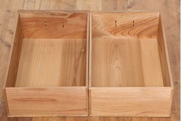 和製アンティーク　昭和初期　純和風のお部屋にぴったりの水屋箪笥・下段(重ね箪笥、収納棚、戸棚、食器棚)(R-046269)