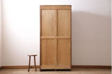 アンティーク家具　オーク材　蛇腹式扉が珍しい収納棚(戸棚、キャビネット、下駄箱)(R-046274)