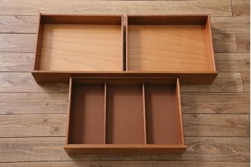 ヴィンテージ家具　イギリスビンテージ　北欧スタイルにおすすめのサイドボード(収納棚、キャビネット)(R-046276)