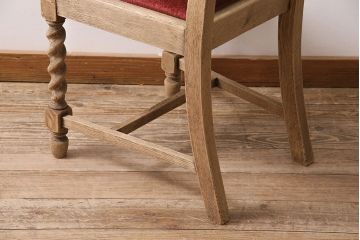 アンティーク家具　イギリスアンティーク　ストリップド(剥離)　オーク材　凝った意匠のダイニングチェア(椅子)(R-046277)