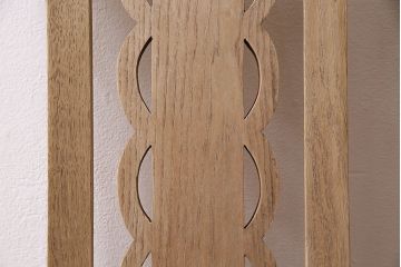 アンティーク家具　イギリスアンティーク　ストリップド(剥離)　オーク材　素朴な木味のダイニングチェア(椅子)(R-046278)