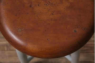 アンティーク家具　昭和初期　ブナ材　可愛らしいペイントが魅力のレトロなスツール(木製チェア、丸椅子)(R-046285)