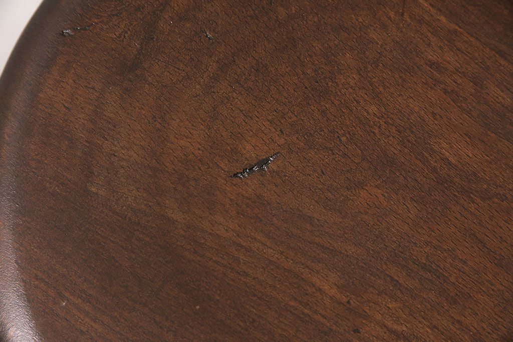 アンティーク家具　昭和中期　ブナ材　ペイント　アイボリーカラーのレトロなスツール(木製チェア、丸椅子)(R-046286)