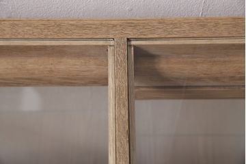 アンティーク家具　昭和初期　ストリップド(剥離)　ナラ材　素朴な木味が魅力のレトロなガラスケース(ショーケース、飾り棚、陳列棚)(R-046300)