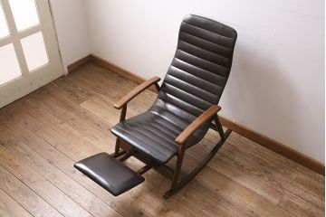 和製ヴィンテージ　昭和中期　松田家具　ブナ材　スタイリッシュなデザインの国産ロッキングチェア(チェア、アームチェア、ビンテージ)(R-046310)