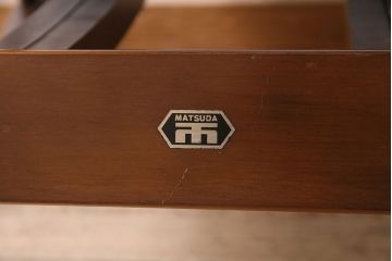 和製ヴィンテージ　昭和中期　松田家具　ブナ材　スタイリッシュなデザインの国産ロッキングチェア(チェア、アームチェア、ビンテージ)(R-046310)