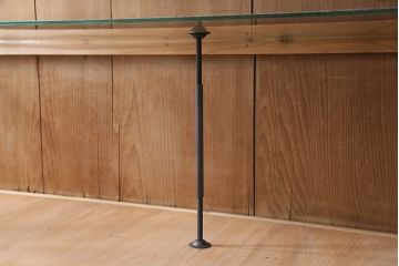 アンティーク家具　栓材　引き出し付き　ナチュラルスタイルにぴったりなガラスケース(ショーケース、店舗什器、陳列棚、飾り棚)(R-046316)