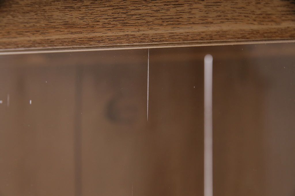 アンティーク家具　栓材　引き出し付き　ナチュラルスタイルにぴったりなガラスケース(ショーケース、店舗什器、陳列棚、飾り棚)(R-046316)