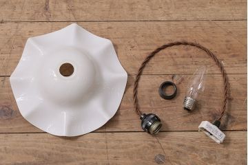 ヴィンテージ照明　イギリスビンテージ　可愛らしいフリルシェードのペンダントライト(ランプシェード、天井照明)(R-046326)
